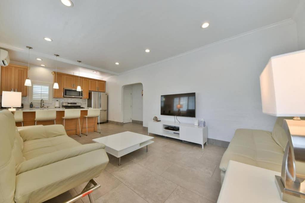 1000#1 Contemporary Home W/ Parking, Grill, & Ac! 뉴포트비치 외부 사진